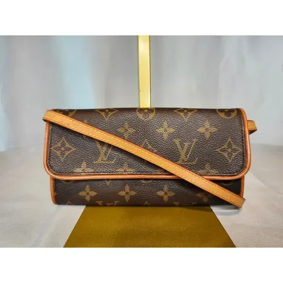 SOLD Louis Vuitton Monogram Twin Pochette PM Crossbody Bag Vintage Y2K - Picture 1 of 16
